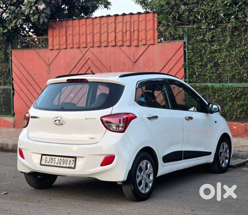 Hyundai Grand I10 Sportz 1.2 Kappa Vtvt, 2016, Petrol