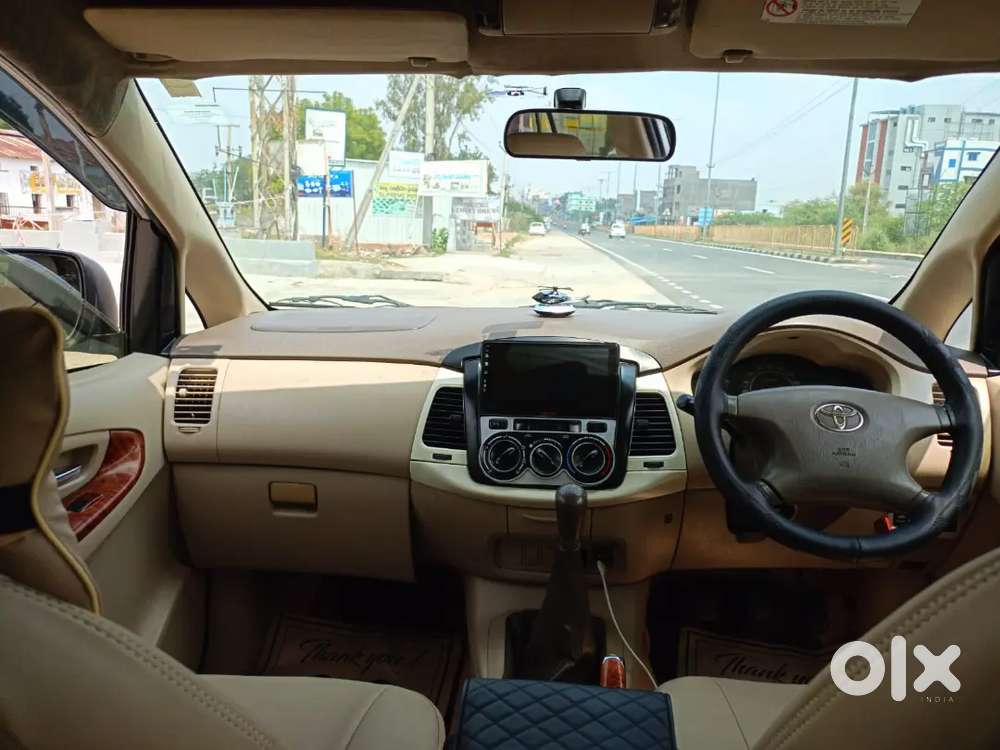 Toyota Innova 2.5 E 2007