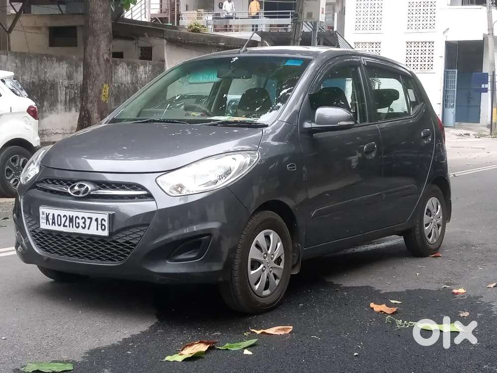 Hyundai I10 Sportz 2012 Car