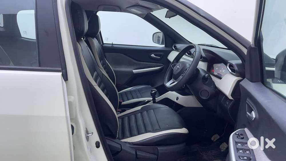 Nissan Magnite 1.0 Xv Dual Tone, 2021, Petrol