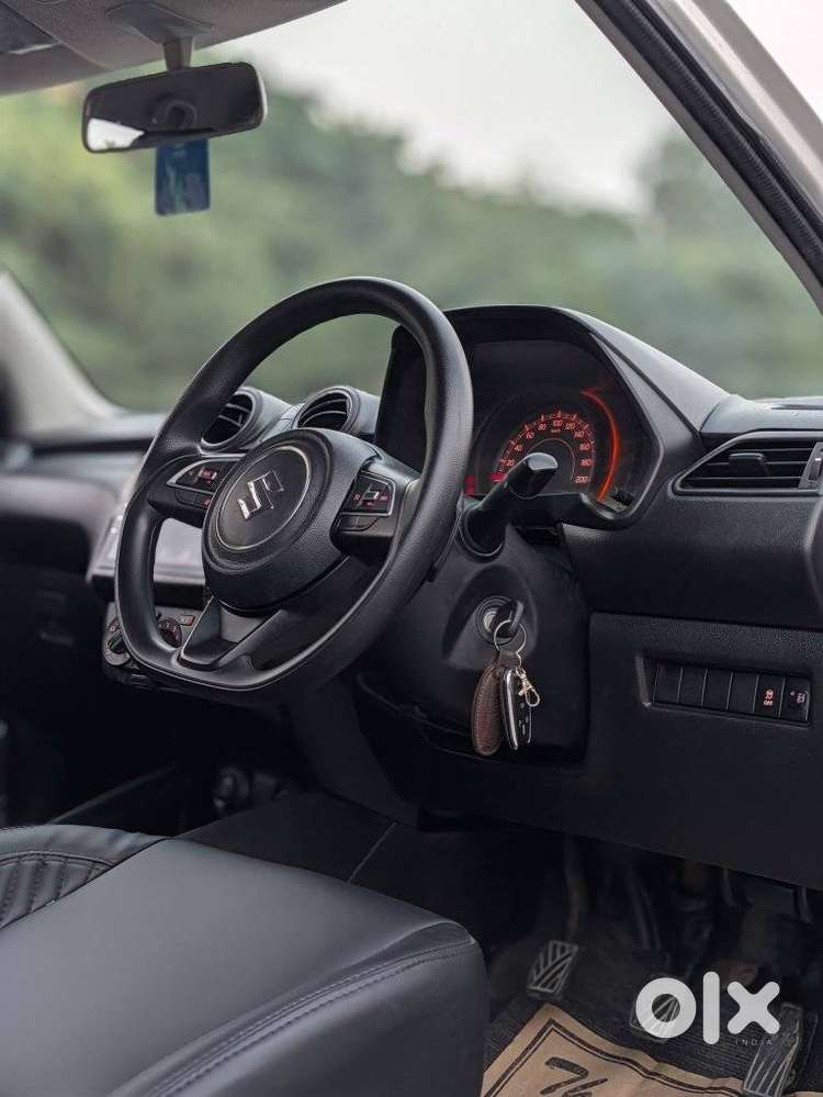 Maruti Suzuki Swift 1.2 Lxi (o), 2023, Petrol