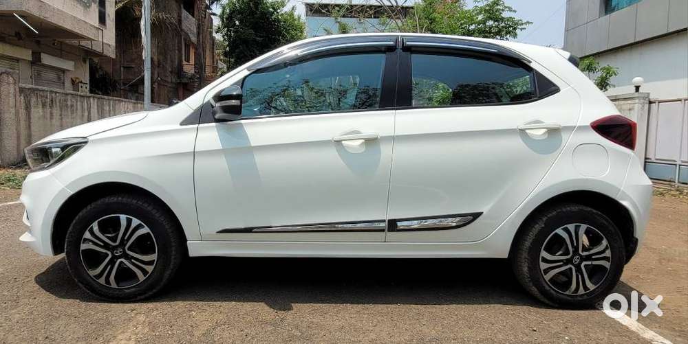 Tata Tiago 1.2 Revotron Xt Cng, 2023, Cng & Hybrids