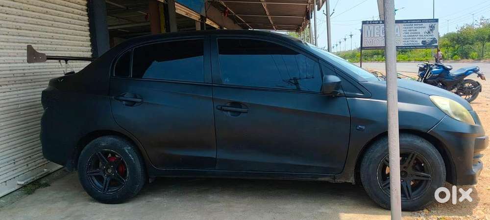 Honda Amaze 2nd Gen Diesel Good Condition