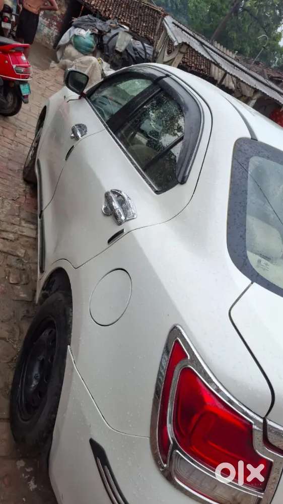 Maruti Suzuki Dzire 2018 Diesel 65584 Km Driven