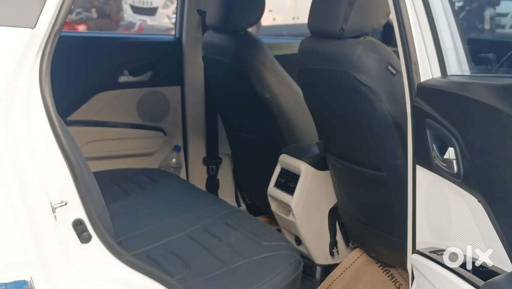 Mahindra Xuv 3xo Ax5 Ds Mt, 2024, Diesel