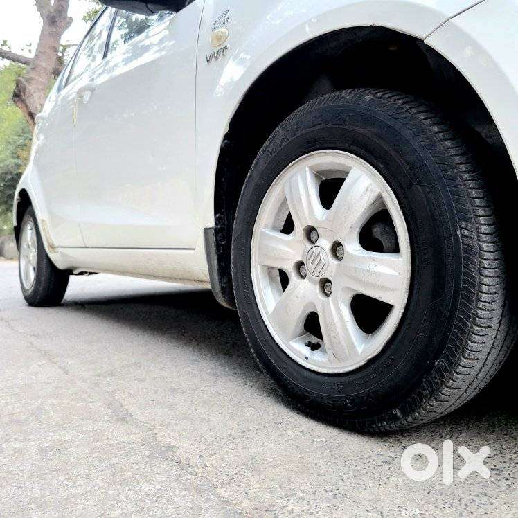 Maruti Suzuki Ritz Lxi, 2013, Petrol