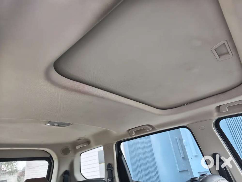 Scorpio N Z8l Top Madal Black Colour Safe Car No Loan Only Cash