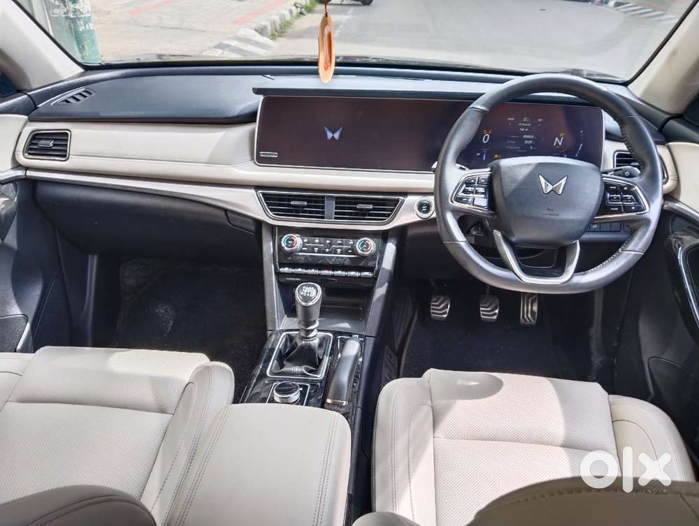 Mahindra Xuv700 2.2 Ax 7 Diesel Mt Str, 2024, Diesel