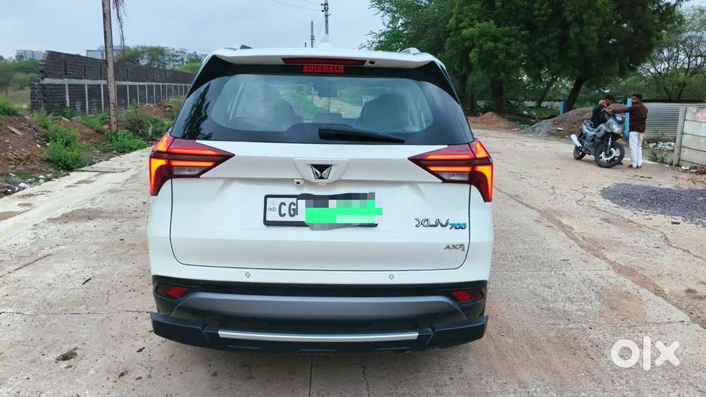 Mahindra Xuv700 2.2 Ax 7 Diesel Mt Luxury Pack Str, 2023, Diesel