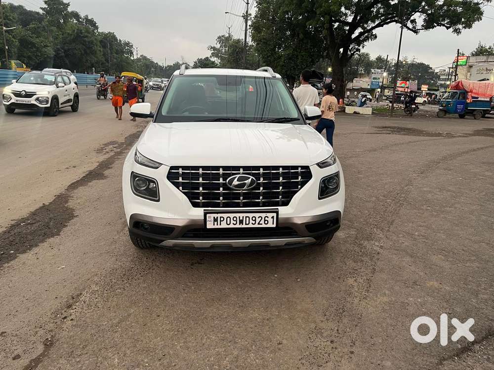 Hyundai Venue Sx (o) Mt 1.5 Diesel, 2020, Diesel