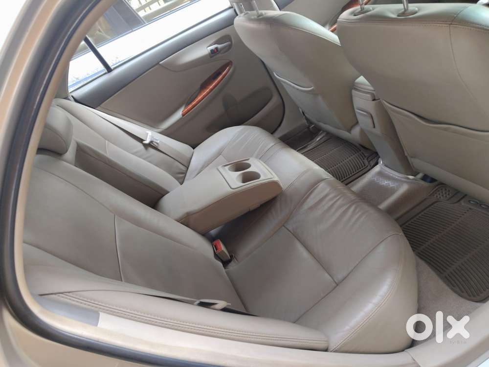 Toyota Corolla Altis G, 2010, Petrol