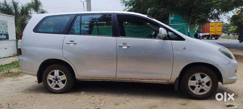 Toyota Innova 2.5 G (diesel) 7 Seater, 2005, Diesel