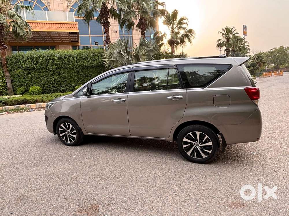 Toyota Innova Crysta 2.8z Automatic, 2021, Diesel