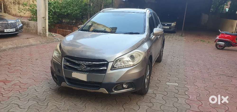 Maruti Suzuki S-cross 1.6 Alpha Diesel Well-maintained
