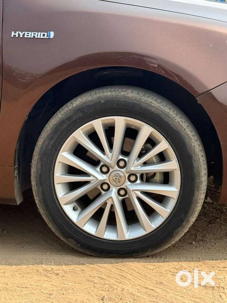 Toyota Camry Hybrid 2.5, 2017, Petrol