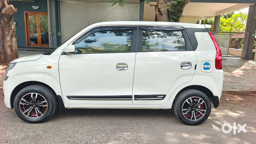 Maruti Suzuki Wagon R Zxi, 2022, Petrol