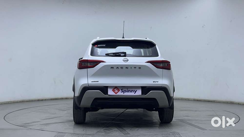 Nissan Magnite 1.0 Xv Premium Turbo Cvt, 2022, Petrol