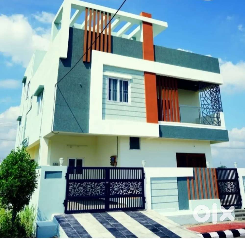 EAST FACING HOUSES & VILLAS RAJAHMUNDRY