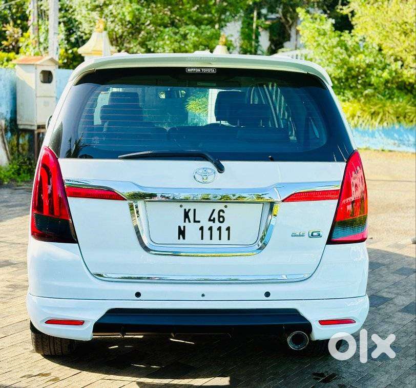 Toyota Innova 2.5 G (diesel) 8 Seater, 2016, Diesel
