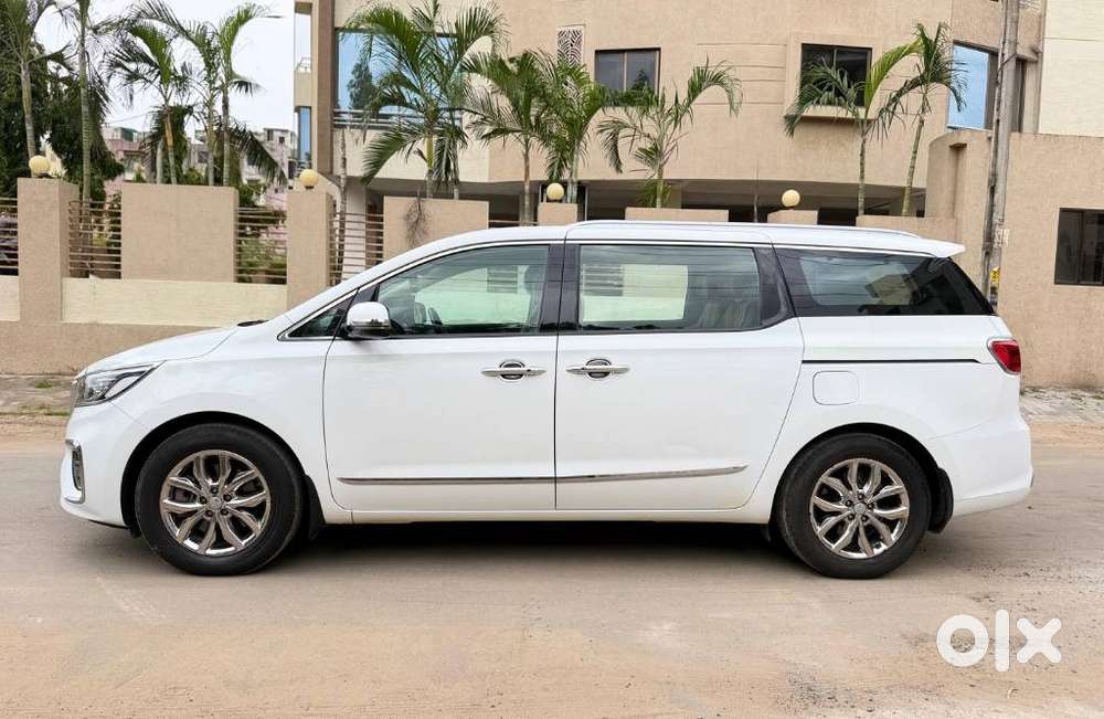 Kia Carnival Limousine Plus 7 Str, 2021, Diesel