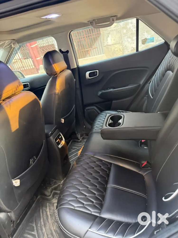 Hyundai Venue Crdi Manual 2019