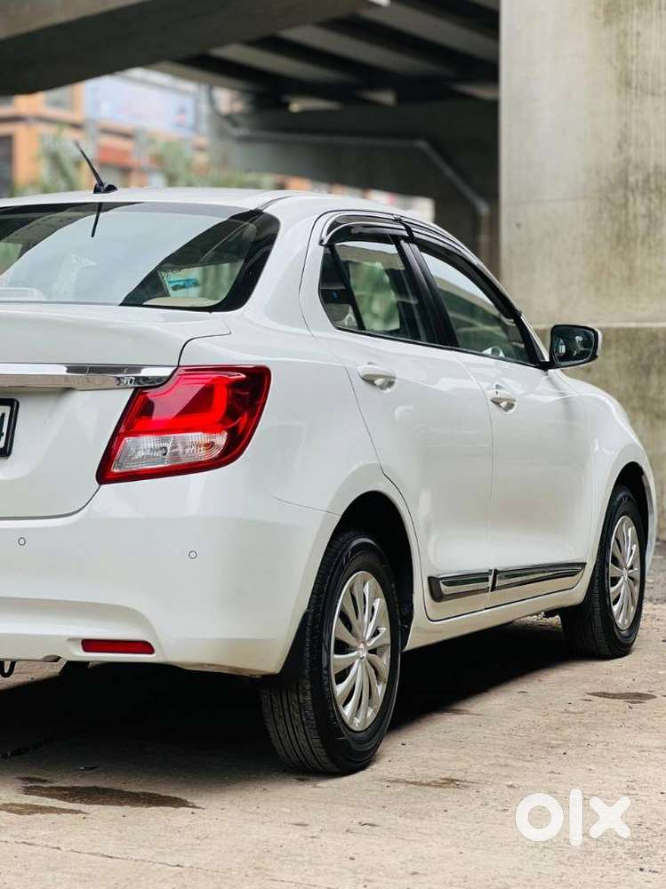 Maruti Suzuki Dzire 1.2 Vxi Cng, 2022, Cng & Hybrids