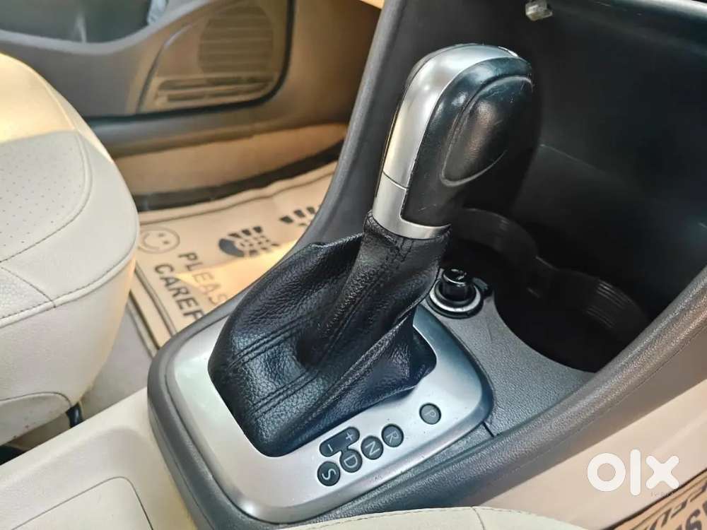 Volkswagen Vento Highline 2015