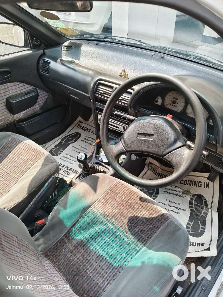 Maruti Suzuki Esteem Lxi 2005