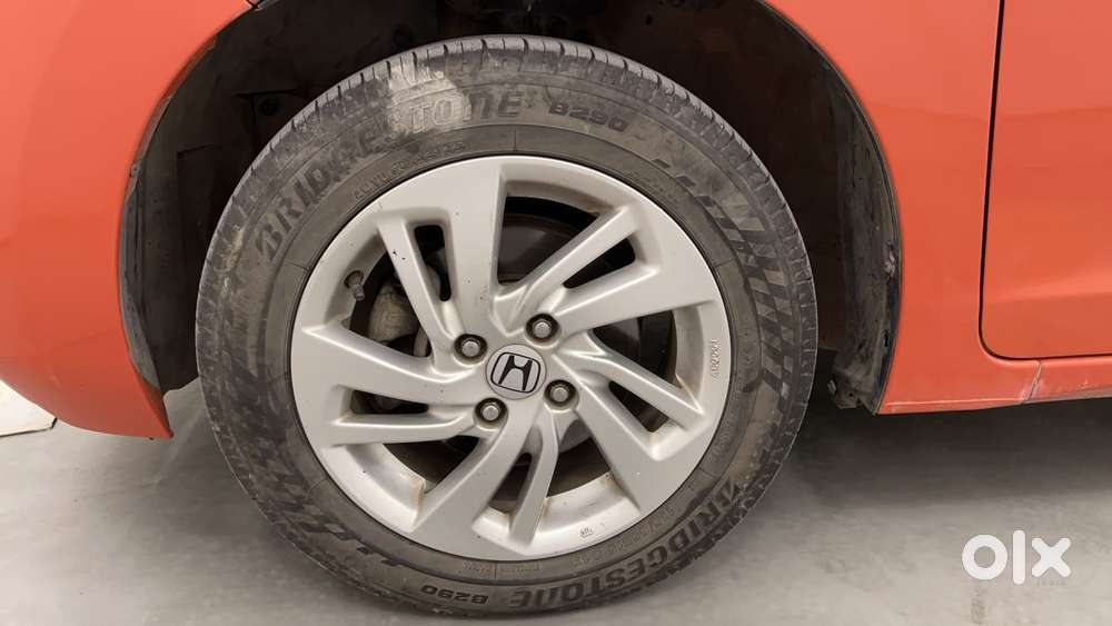 Honda Jazz [2020-2023] 1.2 V I-vtec Mt, 2015, Petrol