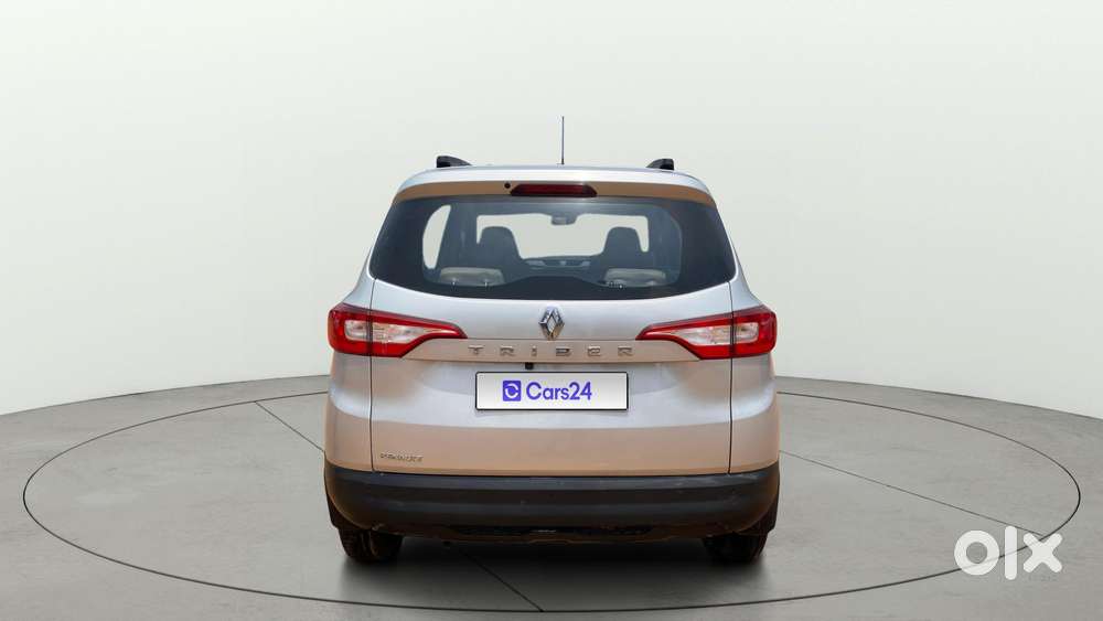 Renault Triber Rxl, 2023, Petrol