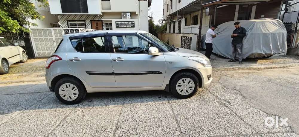 Maruti Suzuki Swift 2012 Petrol