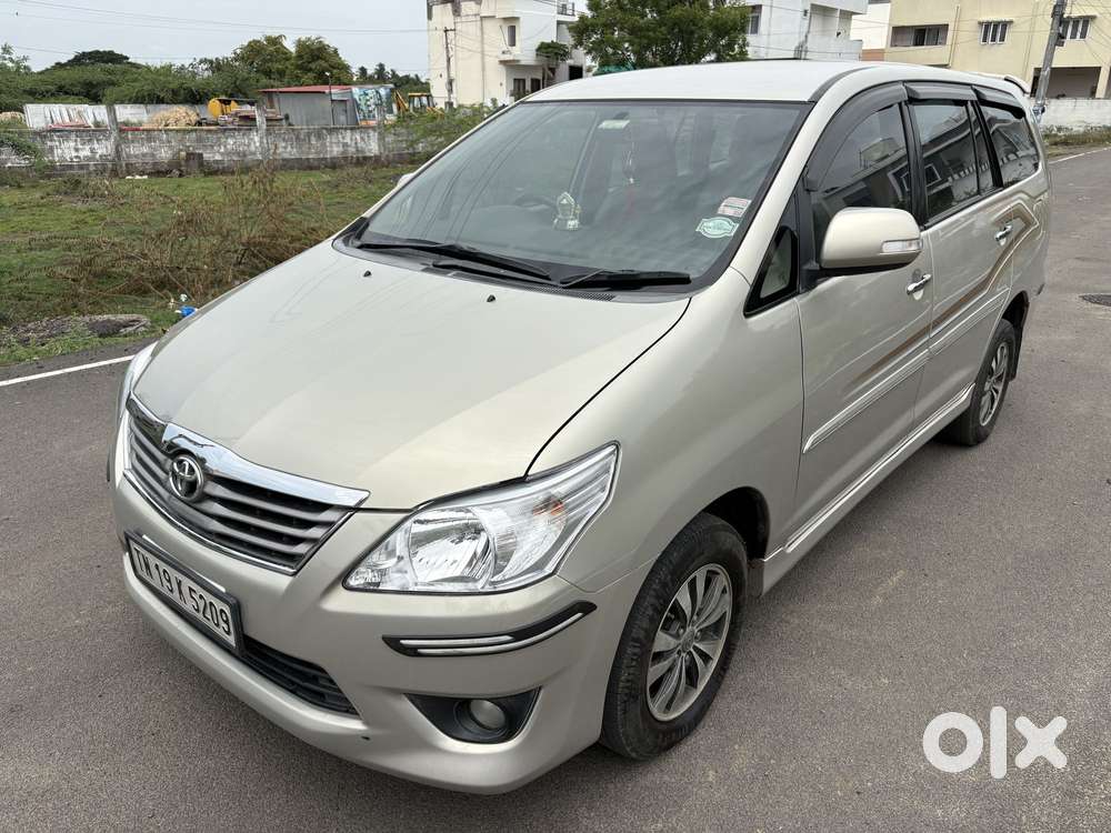 Toyota Innova 2.5 Vx 8 Str Bs-iii, 2013, Diesel