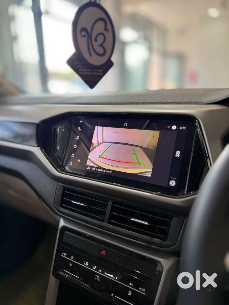 Volkswagen Taigun 1.0 Tsi Highline At, 2022, Petrol