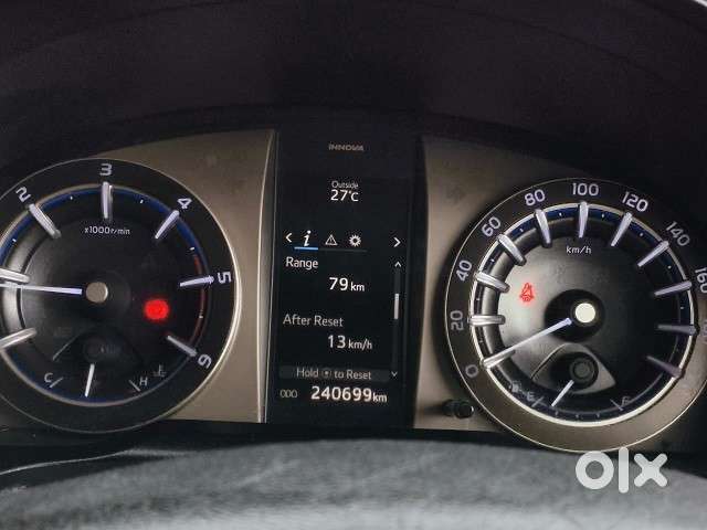 Toyota Innova Crysta 2.7 V, 2019, Diesel