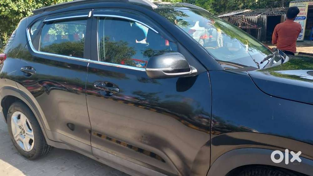 Kia Sonet Petrol 2022