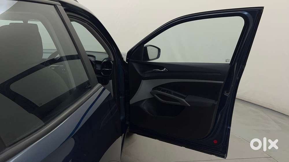 Skoda Kylaq Signature At, 2025, Petrol