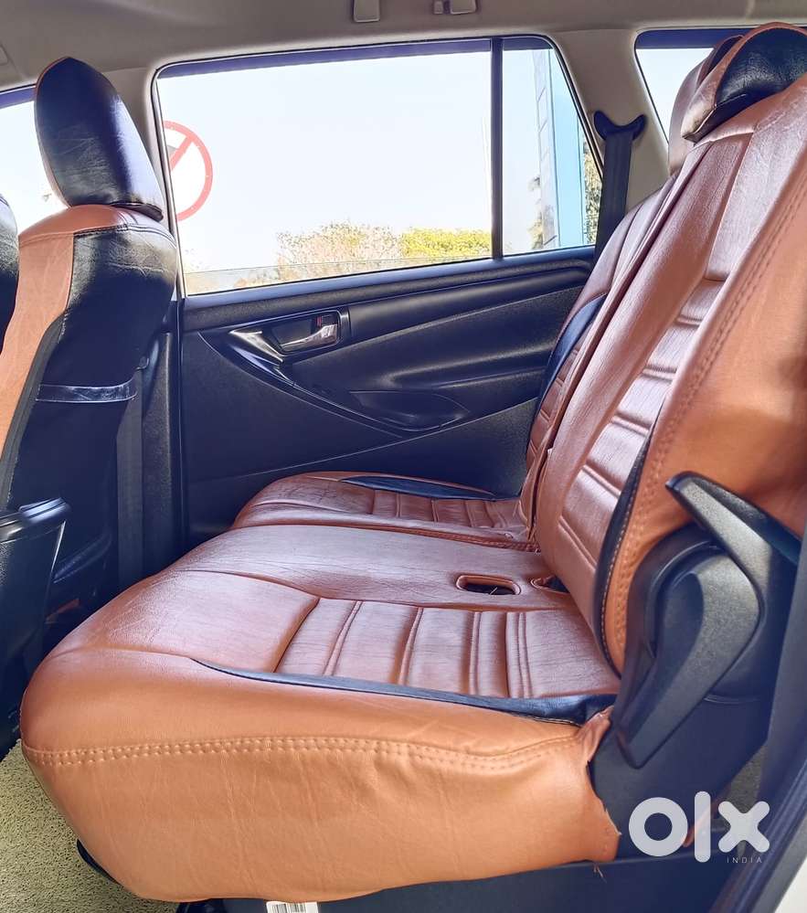 Toyota Innova Crysta