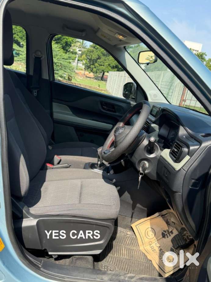Tata Punch Accomplished Amt, 2023, Petrol