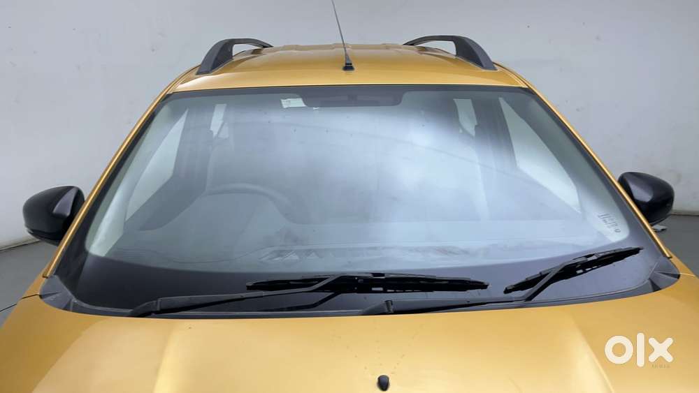 Renault Triber Rxz, 2021, Petrol