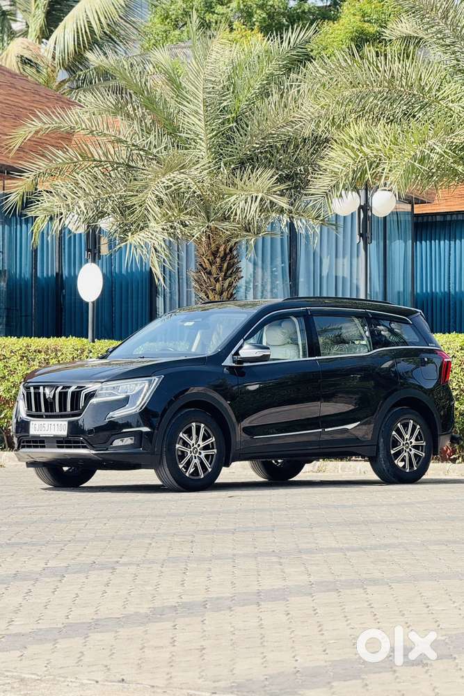 Mahindra Xuv700 2.2 Ax 7 Diesel At Str, 2025, Diesel