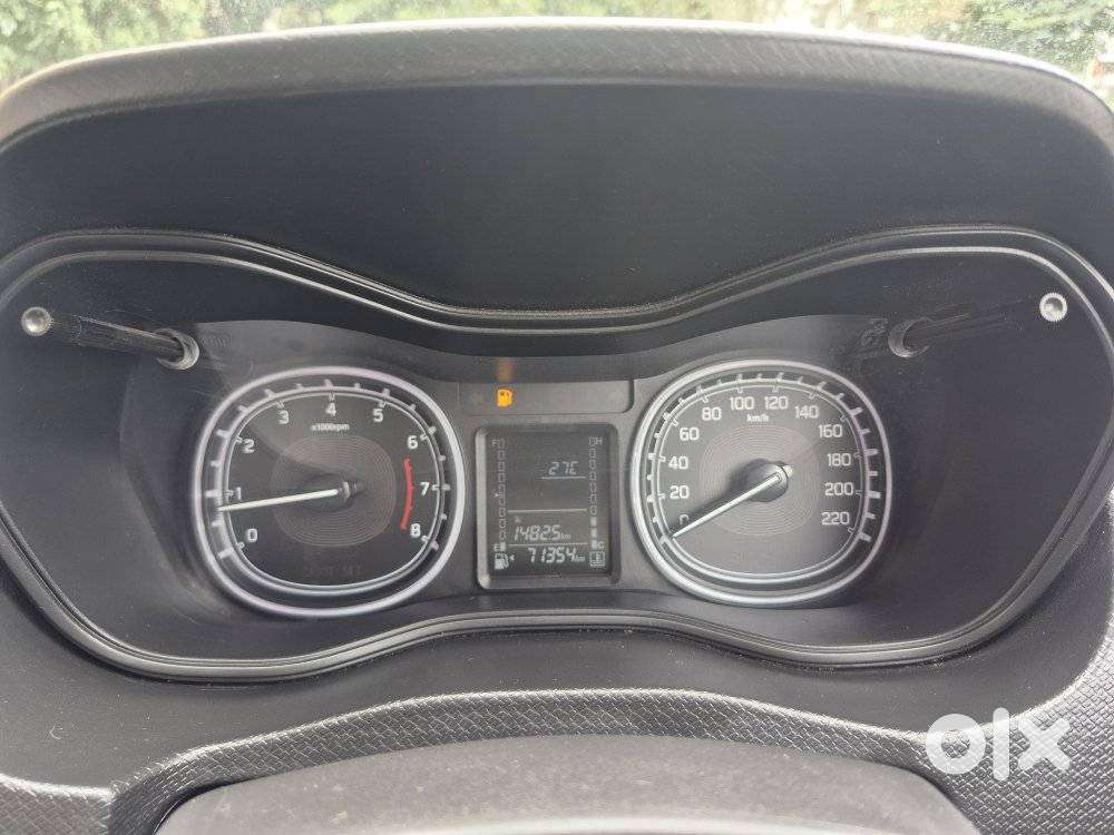Maruti Suzuki Brezza 1.5 Zxi Smart Hybrid Dual Tone, 2022, Petrol