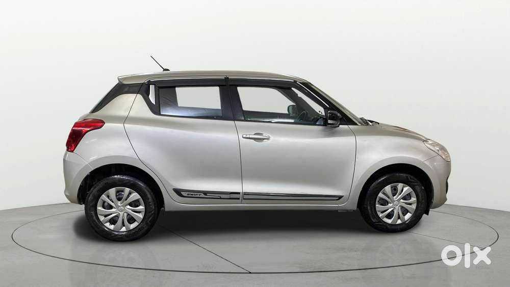 Maruti Suzuki Swift Vvt Vxi, 2022, Petrol