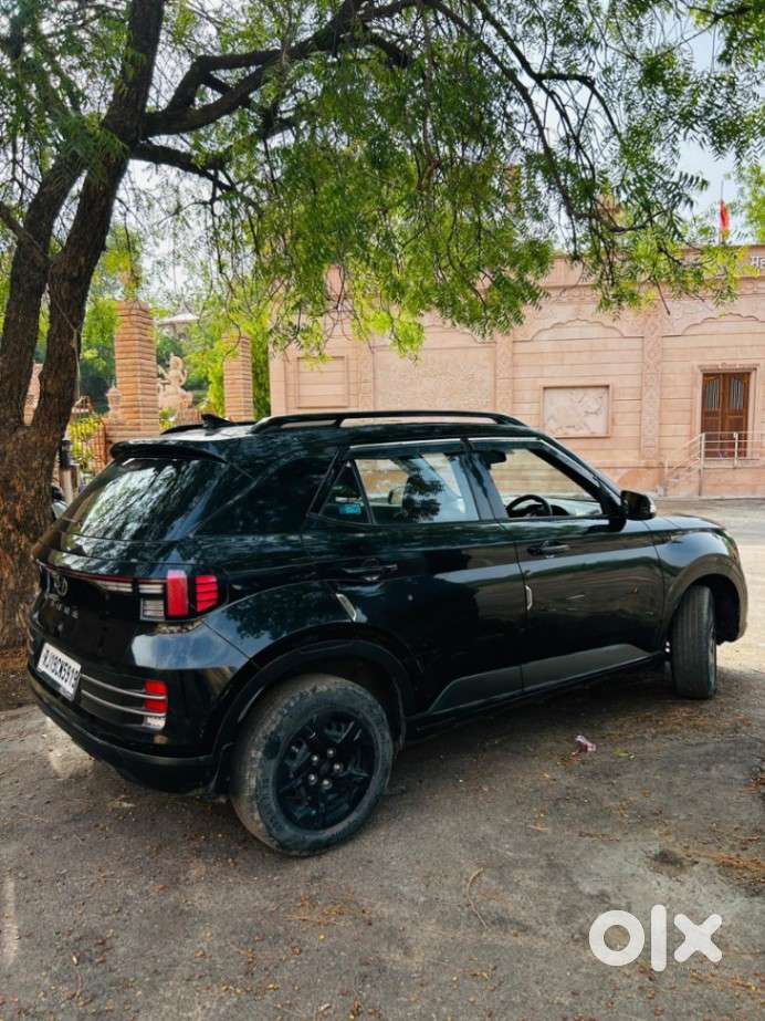 Hyundai Venue S(o) Knight Edition Mt, 2024