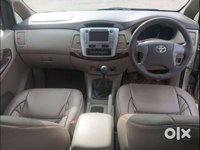 Toyota Innova 2004-2011 2.5 V Diesel 7-seater, 2013, Diesel