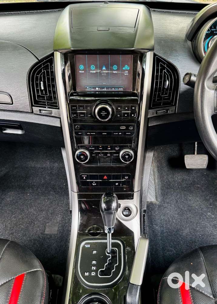 Mahindra Xuv500 W7 At, 2018, Diesel