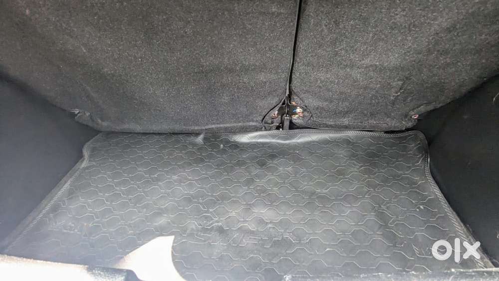 Maruti Suzuki Swift Vxi, 2016, Petrol