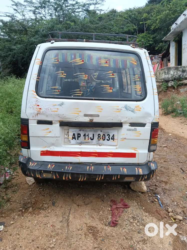 Maruti Omni Petrol 2001