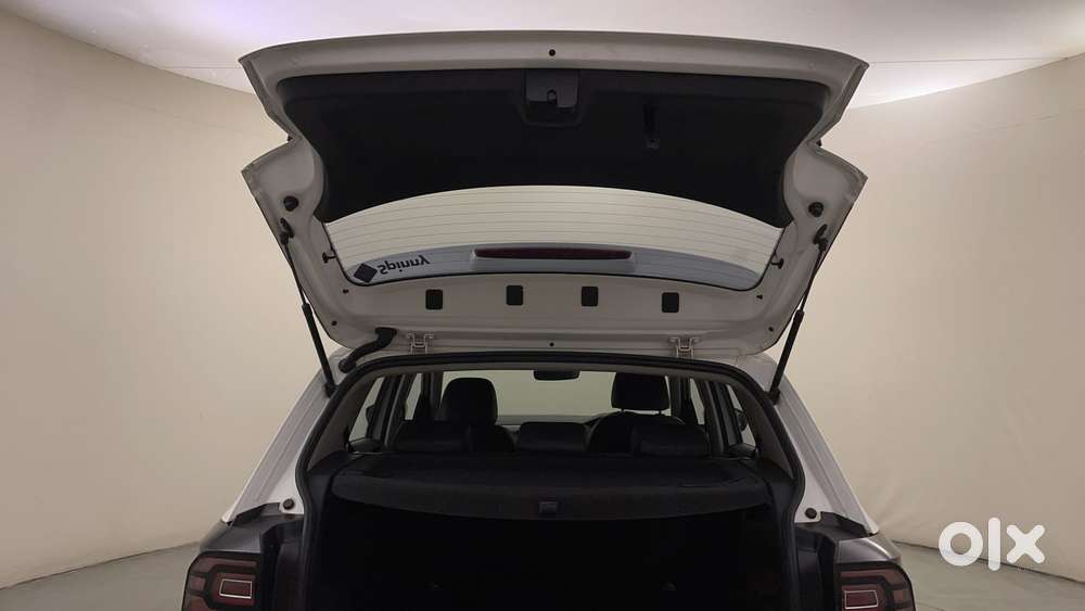 Volkswagen Taigun Topline 1.0 Tsi At (electric Seats), 2022, Petrol