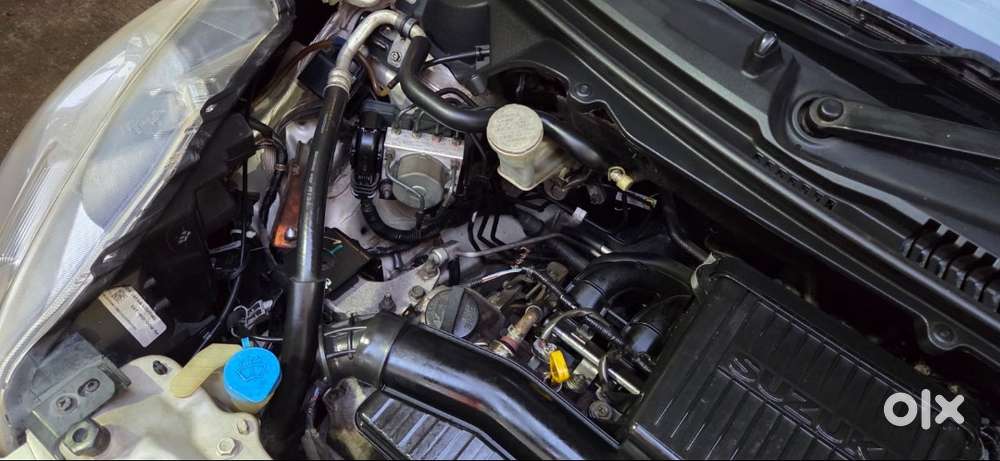 2015 Maruti Ertiga Zxi- 1.4 Petrol