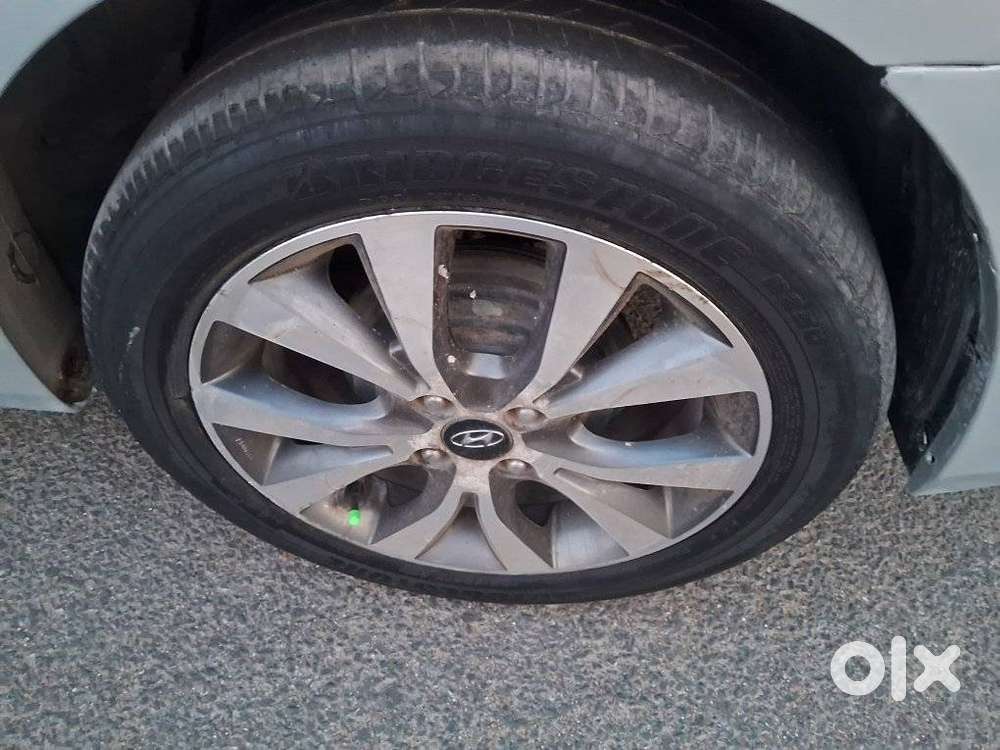 Hyundai Fluidic Verna 1.6 Vtvt Sx, 2016, Petrol